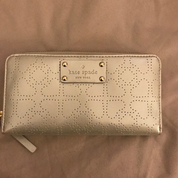kate spade Handbags - Kate Spade Wallet kate spade Handbags - Kate Spade Wallet